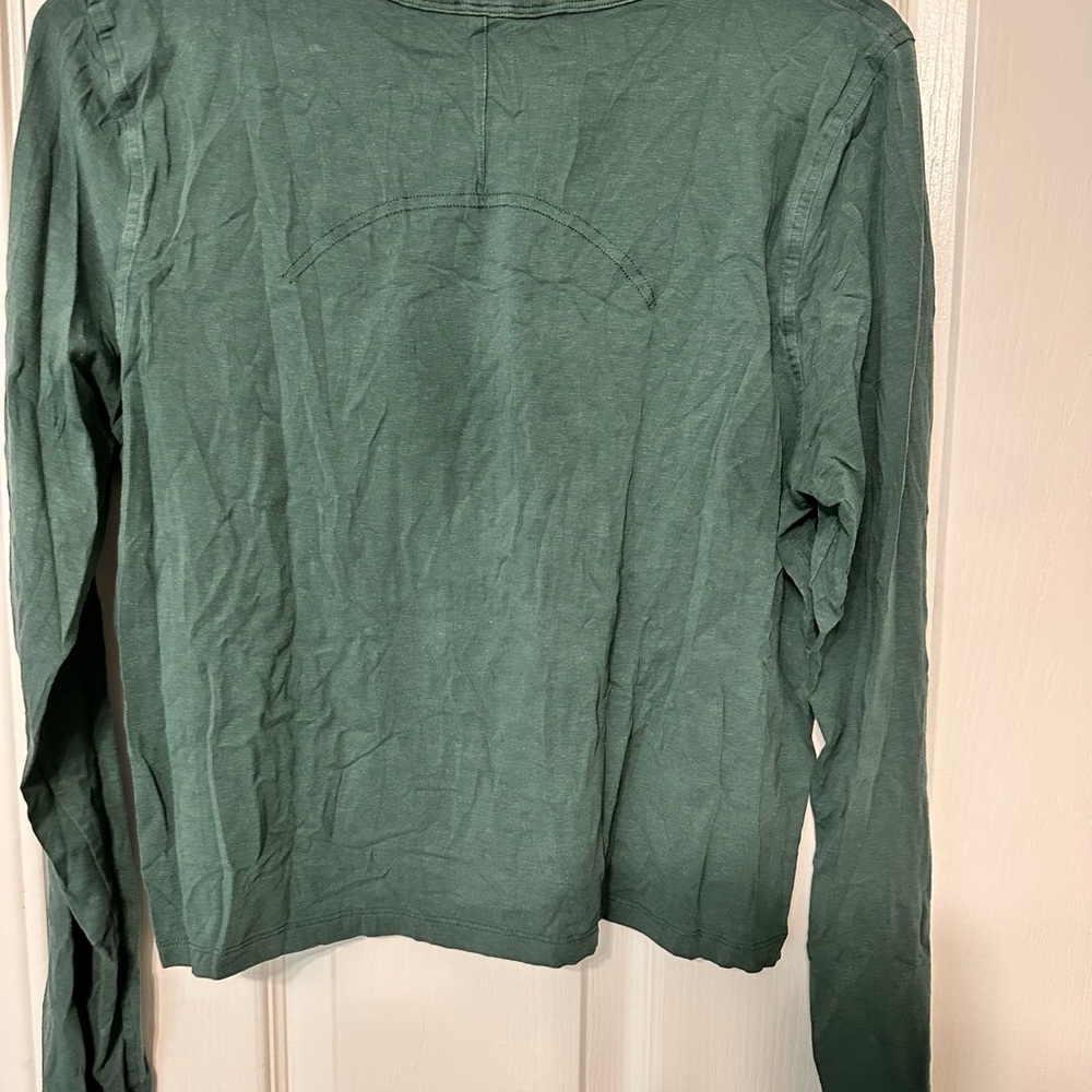 lululemon athletica Green Long Sleeve Top - Picture 2 of 3